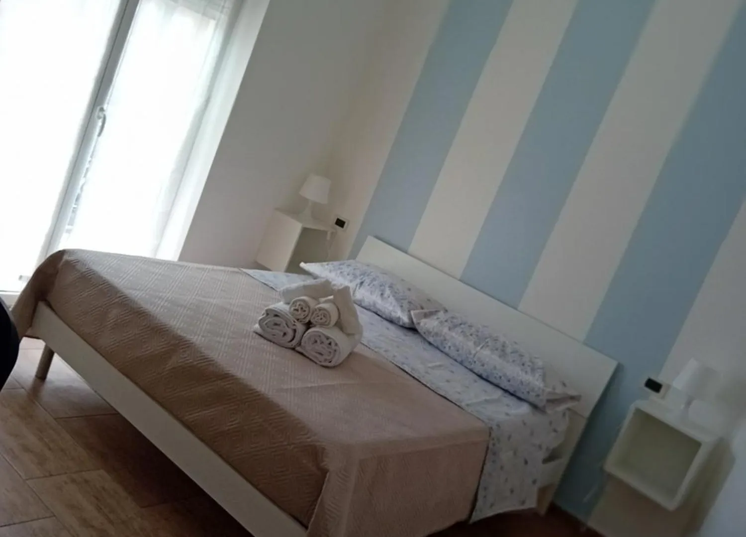 Guest house Vama House Hotel Naples Italy